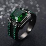 Fashion Delicate Male Diamond Emerald Ring